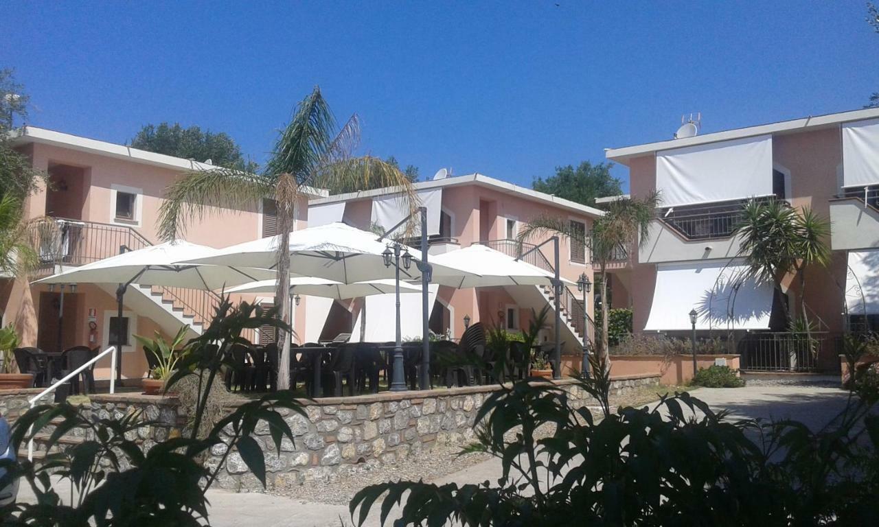 מרינה די קמרוטה Hotel San Domenico מראה חיצוני תמונה